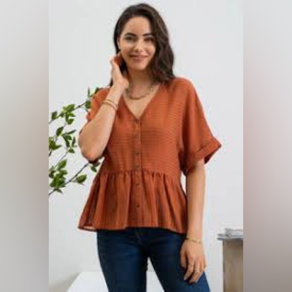 NWT Blu•Pepper Böhme peplum v neck rust color blouse brown buttons - S and L